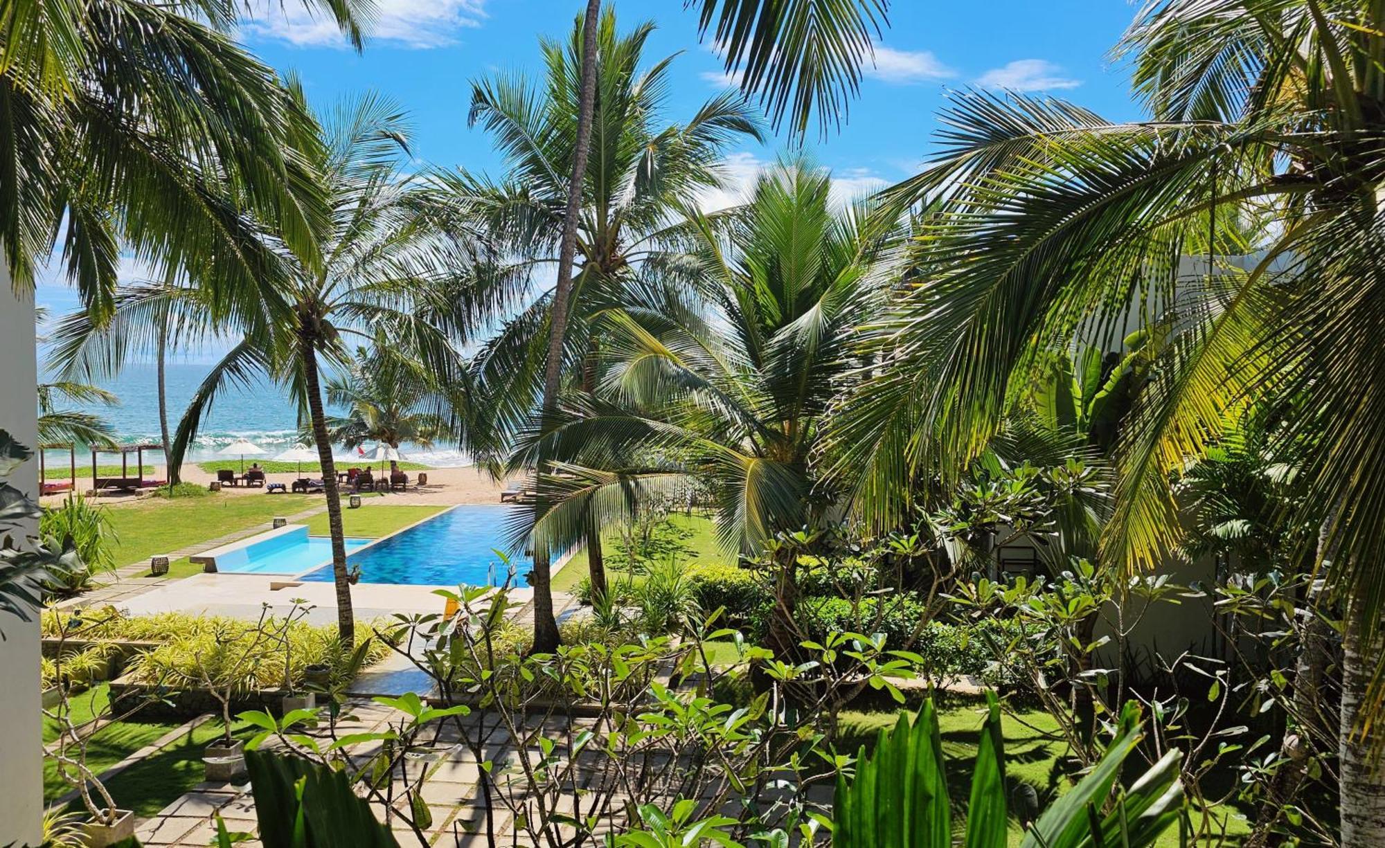 Hotel Lankavatara Ocean Retreat &